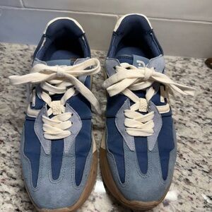 Sam Edelman Blue & Cream Women's Retro Runner Sneakers with Gum Outsole